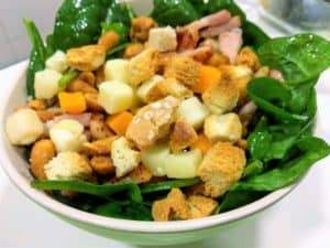 ensalada de espinacas, bol de presentación receta