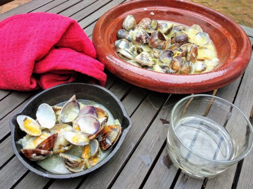 almejas a la marinera, plato terminado