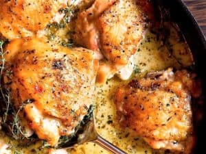 eceta-de-muslos-de-pavo-a-la-catalana-presentacion-muslos-en-cacerol