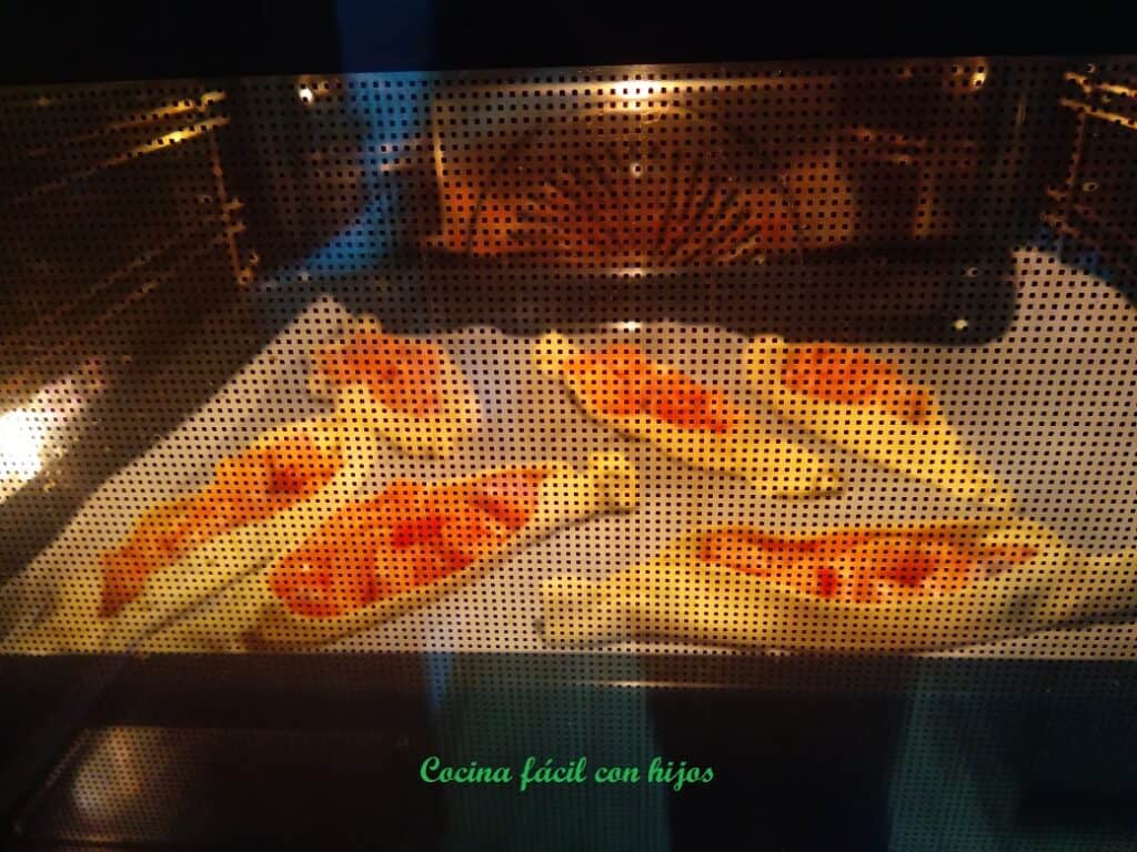 barquitas de salmón en el horno